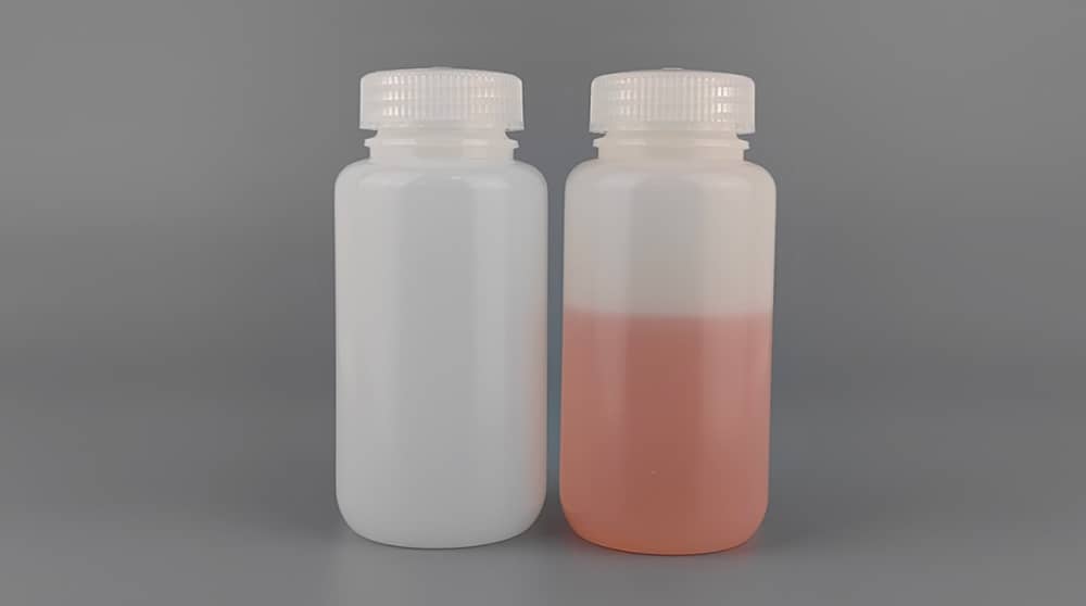PET vs HDPE Bottles for Laboratory Use