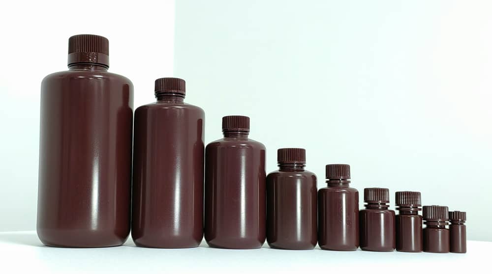 Plastic Lab Containers